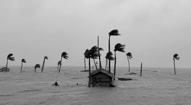 নদীবন্দরে সতর্কতা, সন্ধ্যার মধ্যে ৭ জেলায় হতে পারে ঝড় 