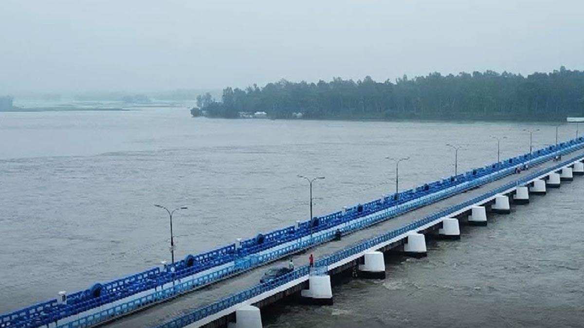 ডালিয়া পয়েন্টে খোলা হলো ৪৪টি জলকপাট