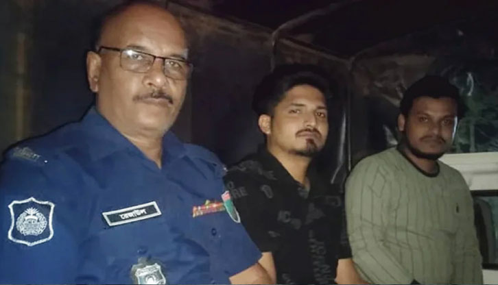 মধ্যরাতে ছাত্রলীগ নেতা শোভন ও জয় গ্রেপ্তার