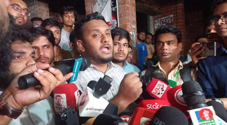 ‘অধ্যাপক মাফরুহী যুদ্ধের ময়দানে এসে লেজ গুটিয়ে পালিয়েছেন’