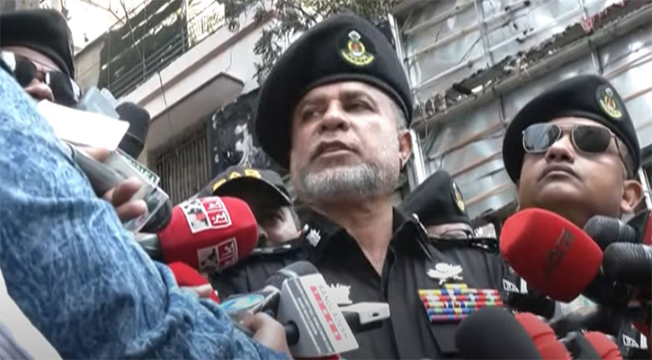 বেইলি রোডে আগুনের সূত্রপাত নিয়ে যা বললেন র‌্যাবের ডিজি