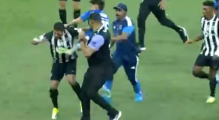 কিল-ঘুষি-লাথির পর ২৩ লাল কার্ড