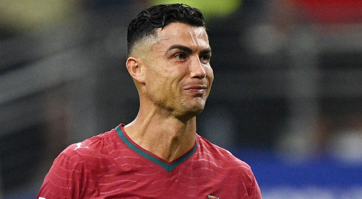 রোনালদোকে কান্নায় ভাসিয়ে কোয়ার্টারে স্পেন