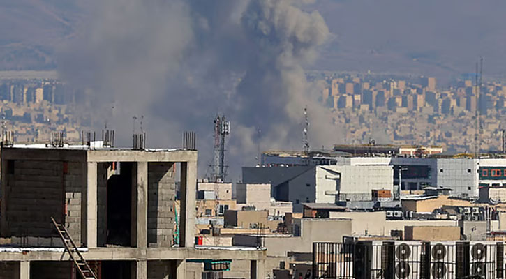 ইরানের কোম শহরে আবাসিক এলাকায় হামলায় নিহত ১৮