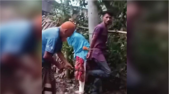 তরুণ-তরুণীকে রাতভর নির্যাতন, সকালে খুঁটিতে বেঁধে আবার পিটুনি