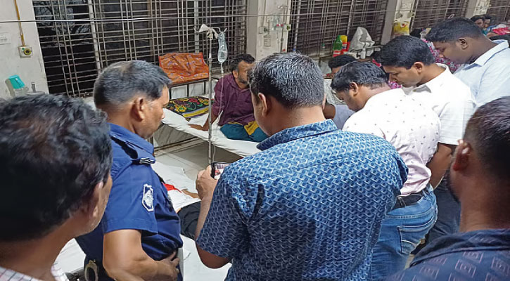 থানায় আত্মহত্যার চেষ্টা কিশোরের, পাশের রুমে বসে ছিল কিশোরী