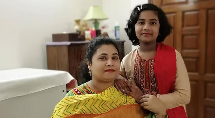 চার দিনই বোরকা পরে না হয় মুখ ঢেকে এসেছিলেন, তাই গৃহকর্মীর চেহারা পাচ্ছে না পুলিশ