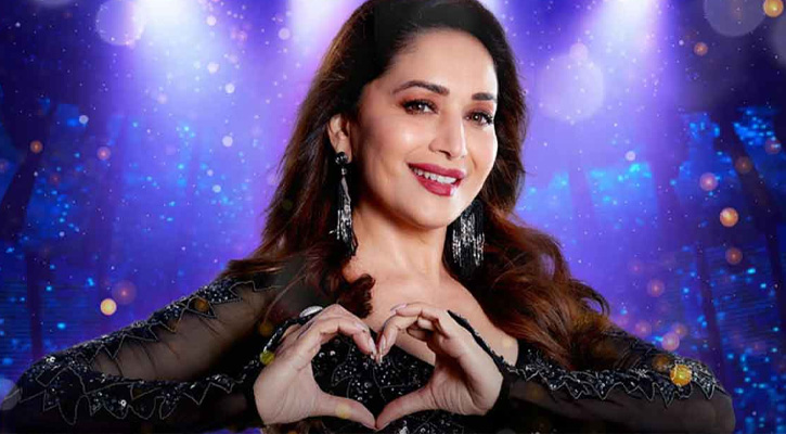 কানাডায় মাধুরীর শো, ‘সময় ও টাকার অপচয়’