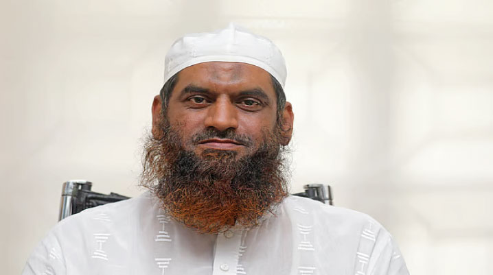 যে অভিযোগে ফেসবুকের বিরুদ্ধে থানায় জিডি করলেন মামুনুল হক