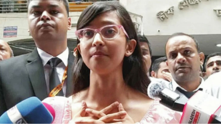সেই তরুণী মা-বাবার সঙ্গে আপস করলেন