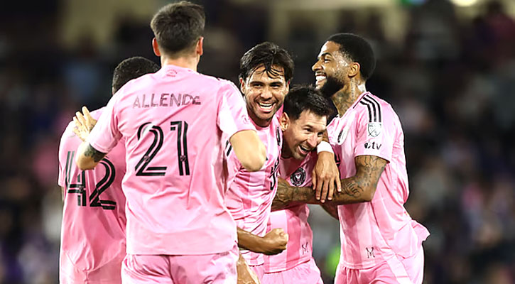 মেসির জাদুতে ঘুরে  দাঁড়ালো মায়ামি