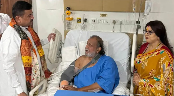 হঠাৎ হাসপাতালে ভর্তি মিঠুন চক্রবর্তী
