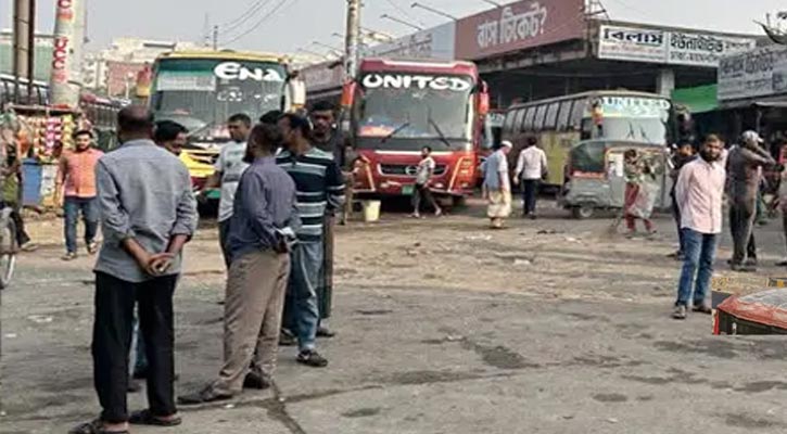 মহাখালী বাস টার্মিনাল ফাঁকা: দূরপাল্লার বাসে নেই যাত্রী, লকডাউনে স্থবিরতা