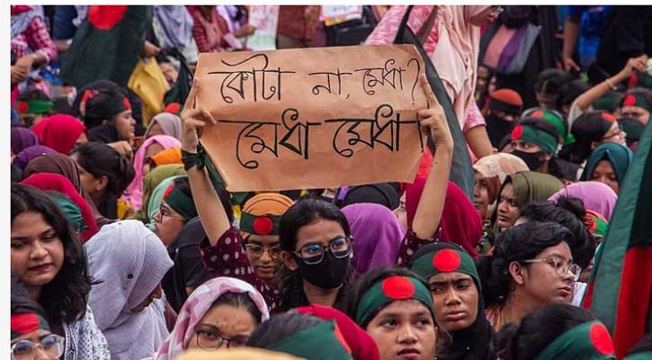 জুলাই গণঅভ্যুত্থানে নারীদের ওপর যৌন নিপীড়ন চালায় আওয়ামী লীগ
