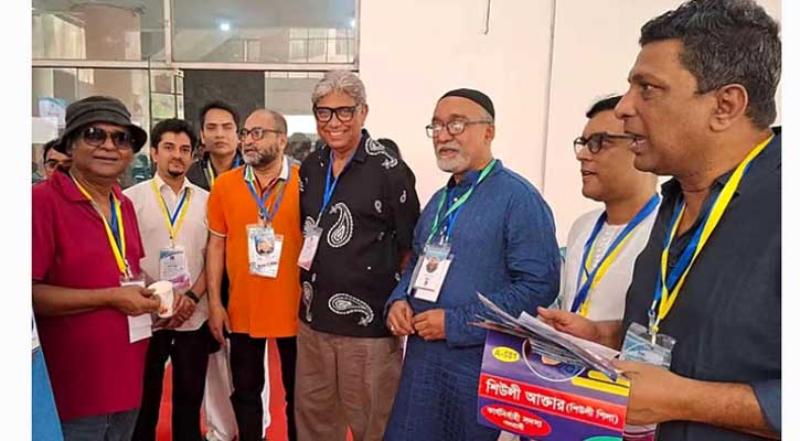 অভিনয় শিল্পীদের ভোট দেওয়া শেষ,  চলছে গণনা