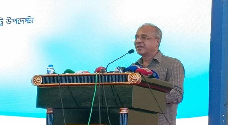 নিজেকে রাজনৈতিক কর্মী ভাববেন না: পুলিশকে স্বরাষ্ট্র উপদেষ্টা