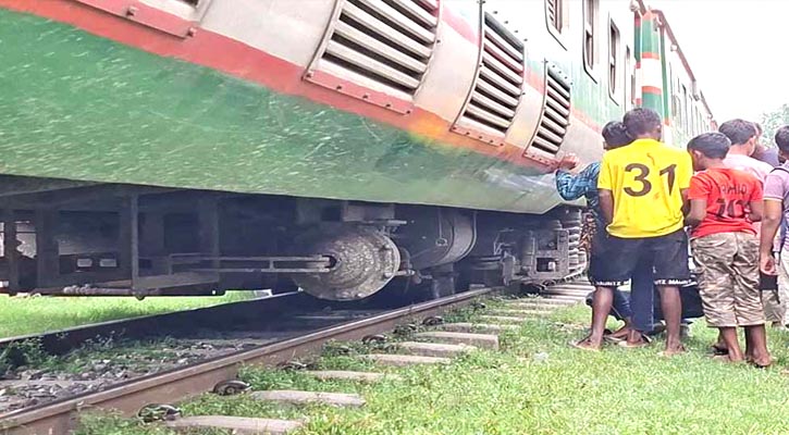 ব্রহ্মপুত্র এক্সপ্রেসের বগি লাইনচ্যুত