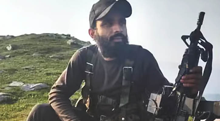 কাশ্মীরে এনকাউন্টারে জইশের মোস্ট ওয়ান্টেডসহ নিহত ৩