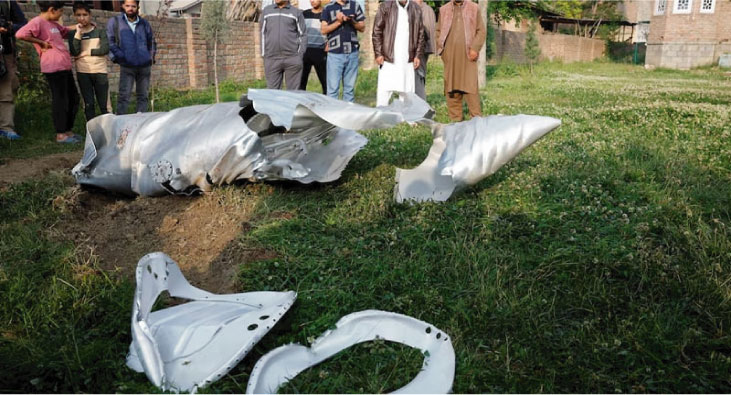 ৫ ভারতীয় পাইলট সম্পর্কে সর্বশেষ যা জানা গেল