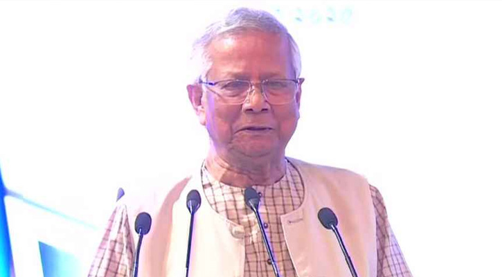 শ্রমশক্তি রপ্তানিতে বড় বাধা দালাল চক্র: প্রধান উপদেষ্টা