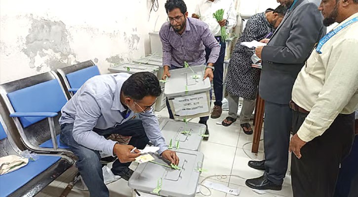 রাজধানীর ১৩টি আসনের পোস্টাল ব্যালটের ভোট গণনা শুরু