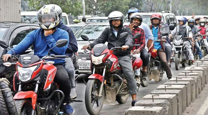 মোটরসাইকেলের সামনেও বসাতে হবে নম্বরপ্লেট