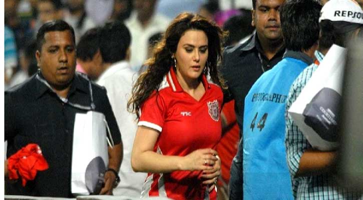 পাঞ্জাব কিংসে ঝামেলা, আদালতে প্রীতি