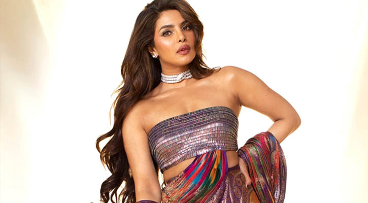 আবার অস্কারের মঞ্চে প্রিয়াঙ্কা চোপড়া