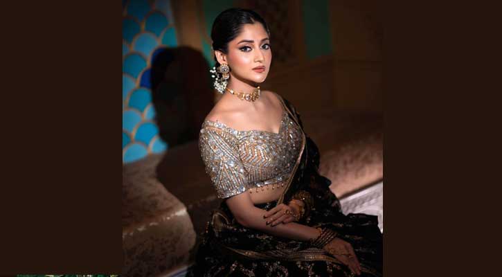 ‘আগন্তুক’ সিনেমার প্রচারণায় নেই পূজা, কেন জানেন?