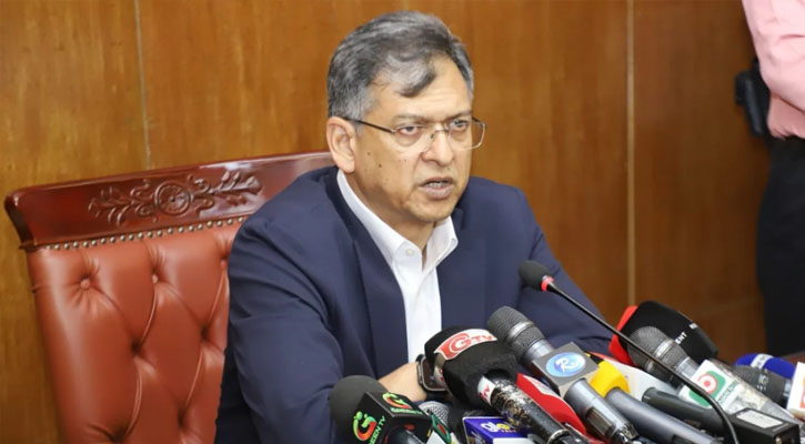 আমরা অবৈধ পুশইন-পুশব্যাকের বিপক্ষে: স্বরাষ্ট্রমন্ত্রী