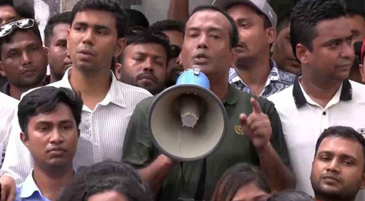 ঢাবি থেকে ছাত্রলীগ তাড়ানোর ঘোষণা ছাত্রদল সভাপতির