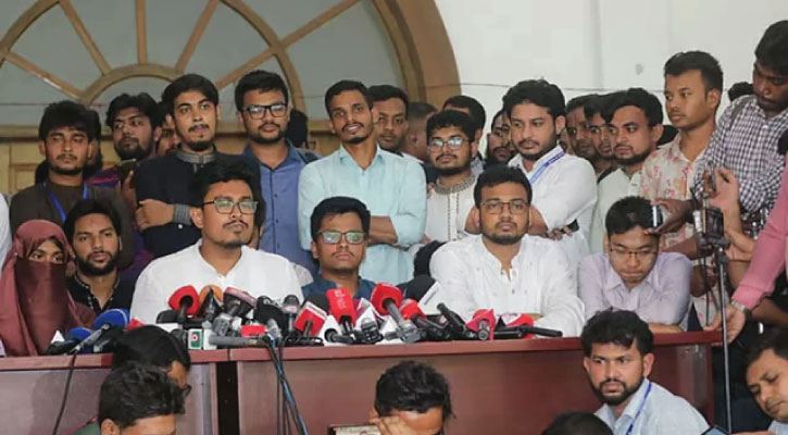 জয়ী হওয়ার পর যা বললেন ডাকসুর নতুন ভিপি সাদিক কায়েম