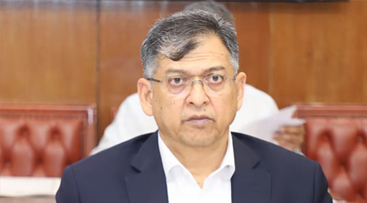 পুলিশের নতুন পোশাক ‘নেভি ব্লু শার্ট, খাকি প্যান্ট’