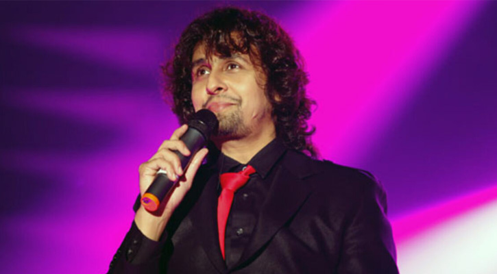 আজান শোনার সঙ্গে সঙ্গেই গান থামিয়ে দিলেন সোনু নিগম