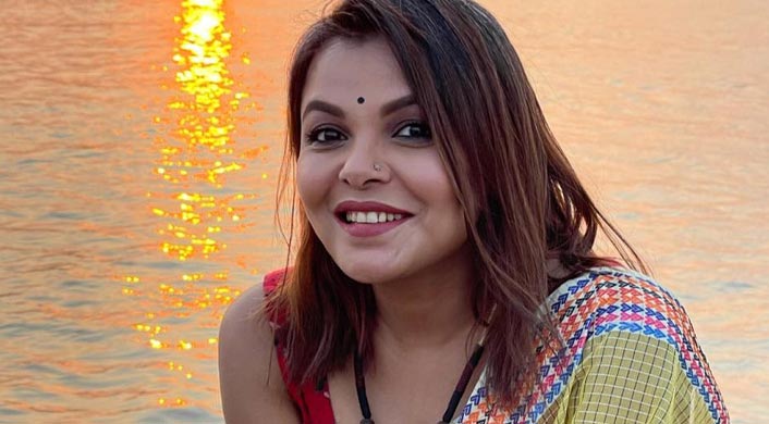 শেখ হাসিনার ৮৩২ ভরি সোনা, শাওন বললেন ‘চকবাজার মার্কা জিনিস’