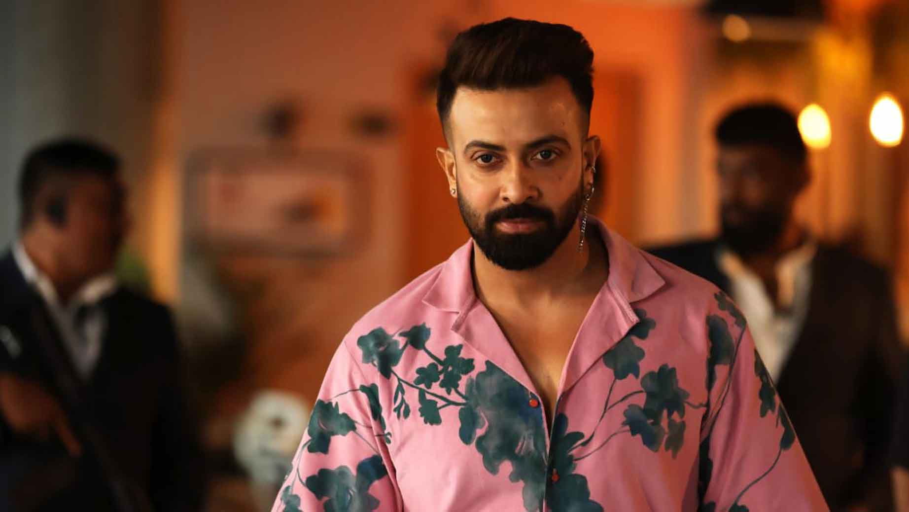 প্রতি মিনিটের শাকিব খানের ইনকাম দুই লাখ টাকা!