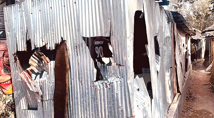 নাটোরে বিএনপি-জামায়াত সংঘর্ষে আহত ১৩