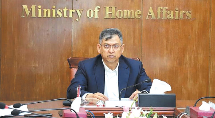নাসীরুদ্দীনের অসংলগ্ন ও ভারসাম্যহীন কথাবার্তা বলার অভ্যাস রয়েছে: স্বরাষ্ট্রমন্ত্রী