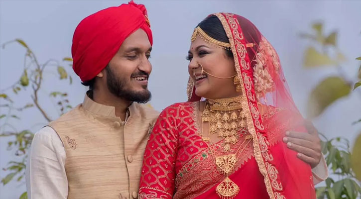 স্বামীর পরকীয়া নিয়ে যা বললেন মৌসুমী হামিদ