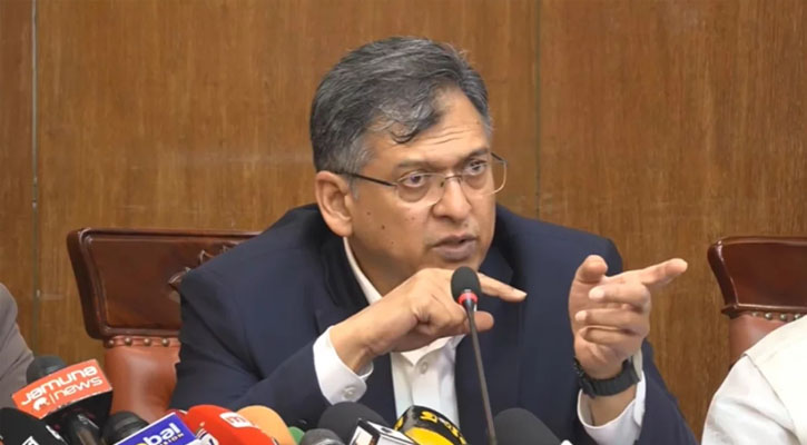 আমিও গুমের শিকার, সংশ্লিষ্ট আইনগুলো আরও পরিমার্জিত করতে চাই: স্বরাষ্ট্রমন্ত্রী