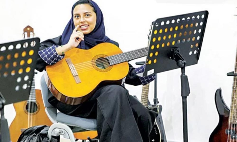 ১৭ হাজার নারী সংগীত শিক্ষককে প্রশিক্ষণ দেবে সৌদি আরব