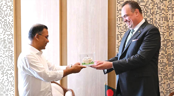 প্রধানমন্ত্রীর সঙ্গে মার্কিন রাষ্ট্রদূতের সাক্ষাৎ