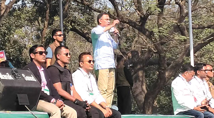 নির্বাচনকে বিতর্কিত ও বাধাগ্রস্ত করতে একটি রাজনৈতিক দল উঠেপড়ে লেগেছে