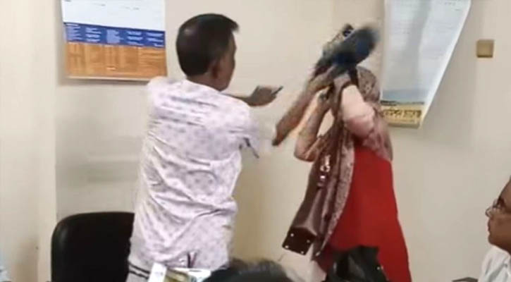 শিক্ষিকাকে জুতাপেটা করলেন বিএনপি নেতা