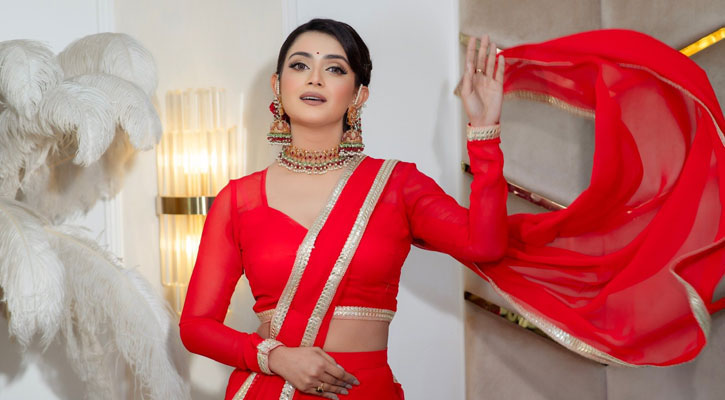 সড়ক দুর্ঘটনার কবলে তানজিন তিশা