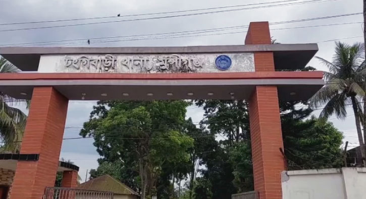 অতিরিক্ত মদপানে ৪ জনের মৃত্যু