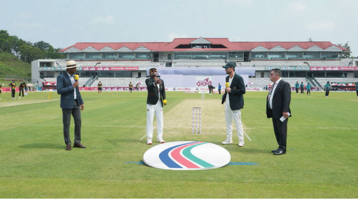 টস জিতে ব্যাটিংয়ে বাংলাদেশ