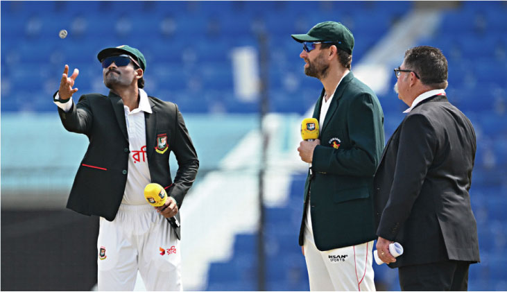 টস হেরে ফিল্ডিংয়ে বাংলাদেশ