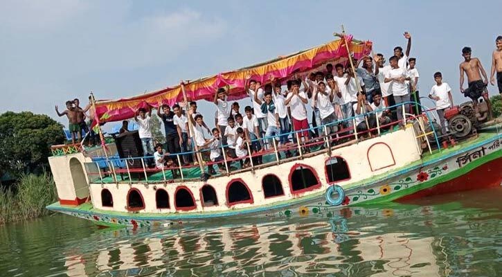 হাওরে ট্রলারে উচ্চ শব্দে গান বাজানোয় জরিমানা