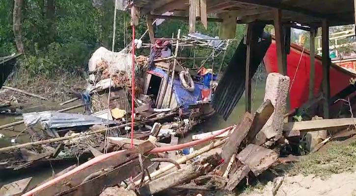 ট্রলারে গ্যাস সিলিন্ডার বিস্ফোরণ, দুই জেলে আহত